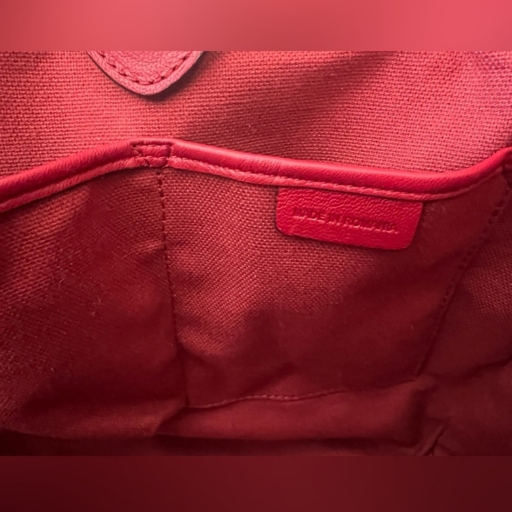 Burberry Red Leather Shoulder Bag with Check Trim - Picture 7 of 16